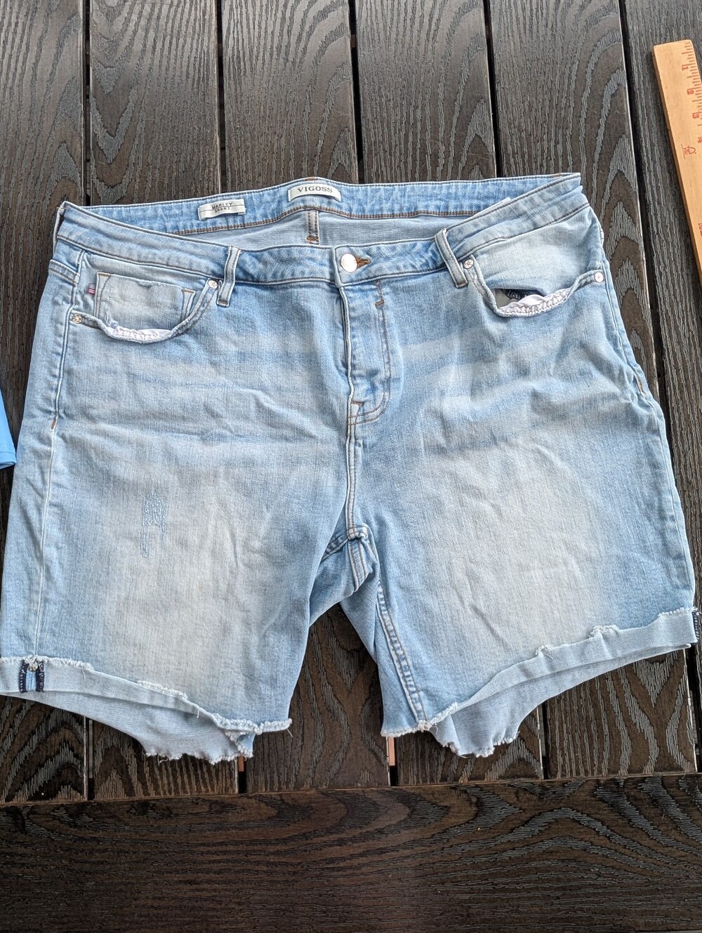 Vigoss High Waisted Women's Light Wash Marley Shorts Size 20
